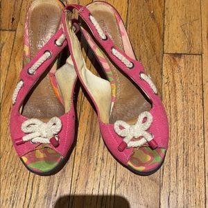 Pink sperry heels